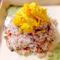 Snapdishの料理写真:この暑さ☀️このイライラ感は、ミョウガと大葉入りの酢飯に全てを捧げました。😁ミョウガは、精神的にも安定するしね💕|akkoさん