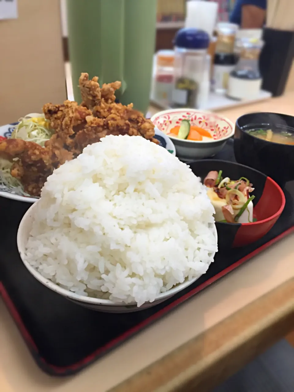 天唐定食 御飯特大盛り600g 小鉢冷奴|みちるさん