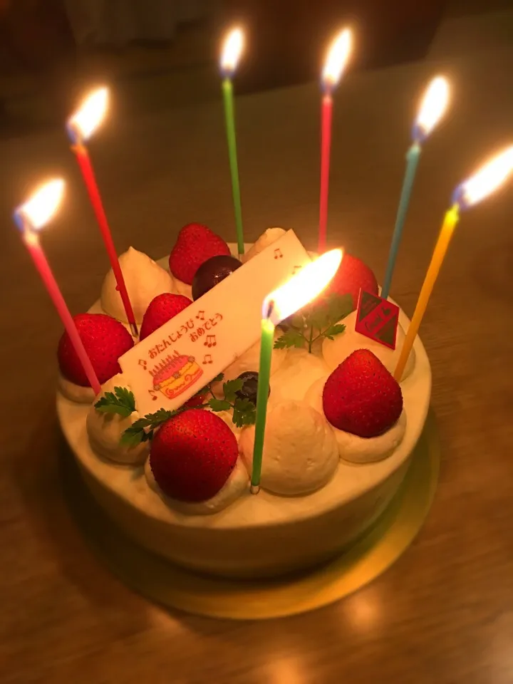 Snapdishの料理写真:バースデーケーキ🎂|Yoshiko Iさん