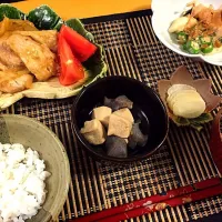 ・ごはん
・かぼちゃとネギのお味噌汁
・たくわん
・高野豆腐とちぎりこんにゃくの煮物
・ねばねばサラダ(オクラ、長芋、納豆、ワカメ)
・豚の生姜焼き|荒井 理子さん