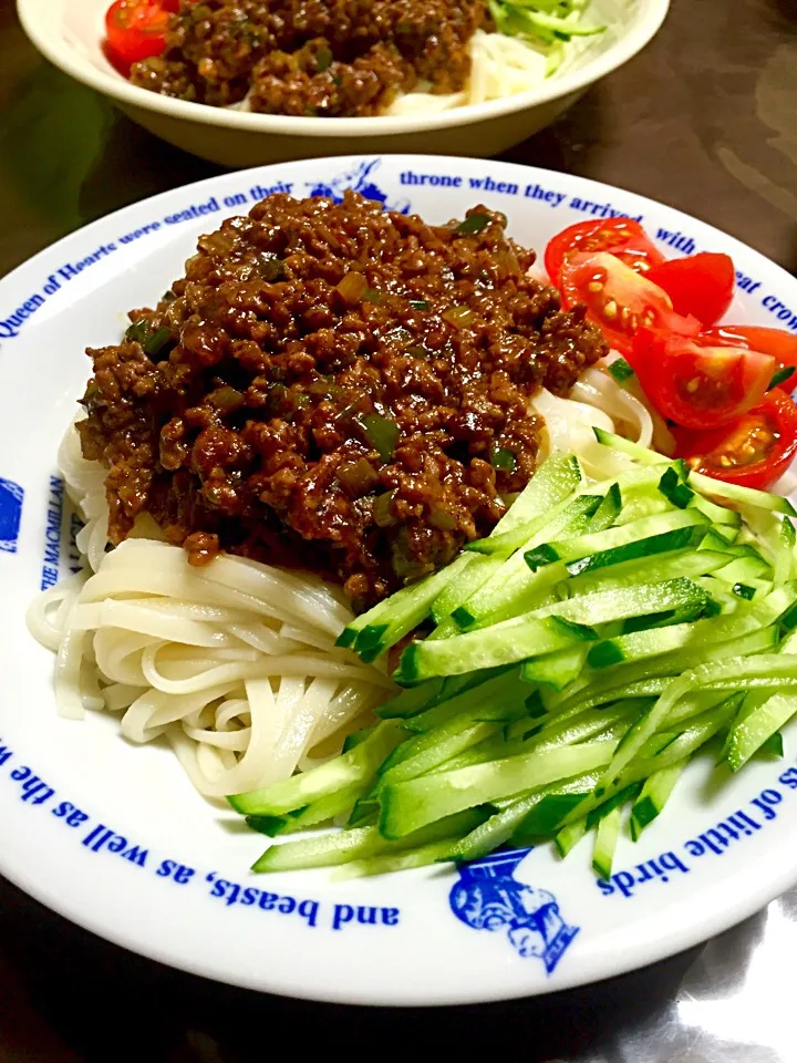 細切りざるうどんでジャージャー麺|tachiさん