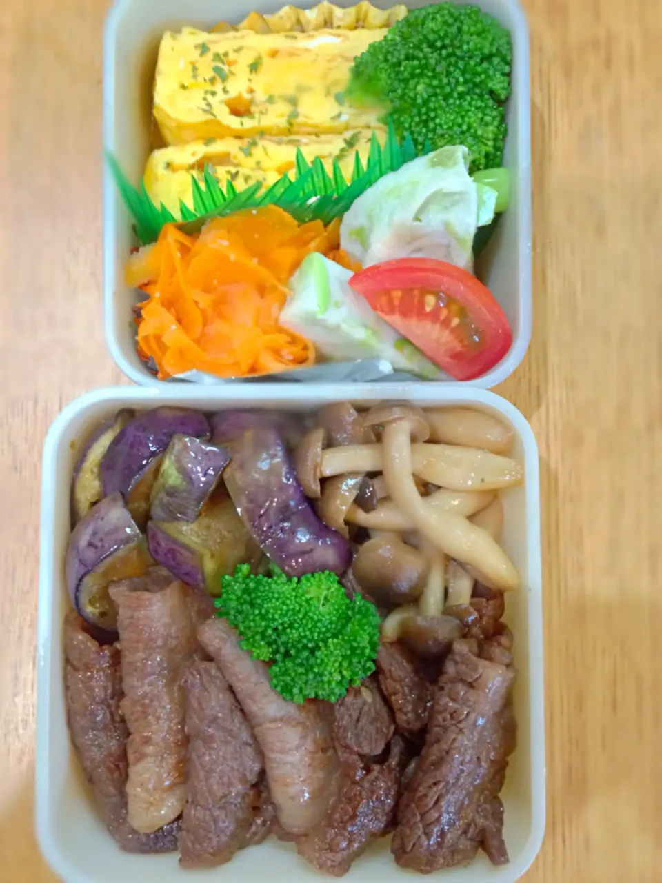 ちびのお弁当。牛丼、たまごやき、人参ナムル、枝豆入り練り物。|泡子さんさん