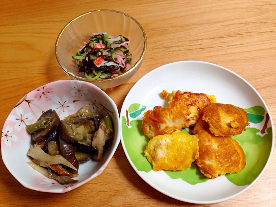 鶏胸肉のチーズピカタ⭐️茄子とピーマンの味噌炒め⭐️もずく酢|ほなさん