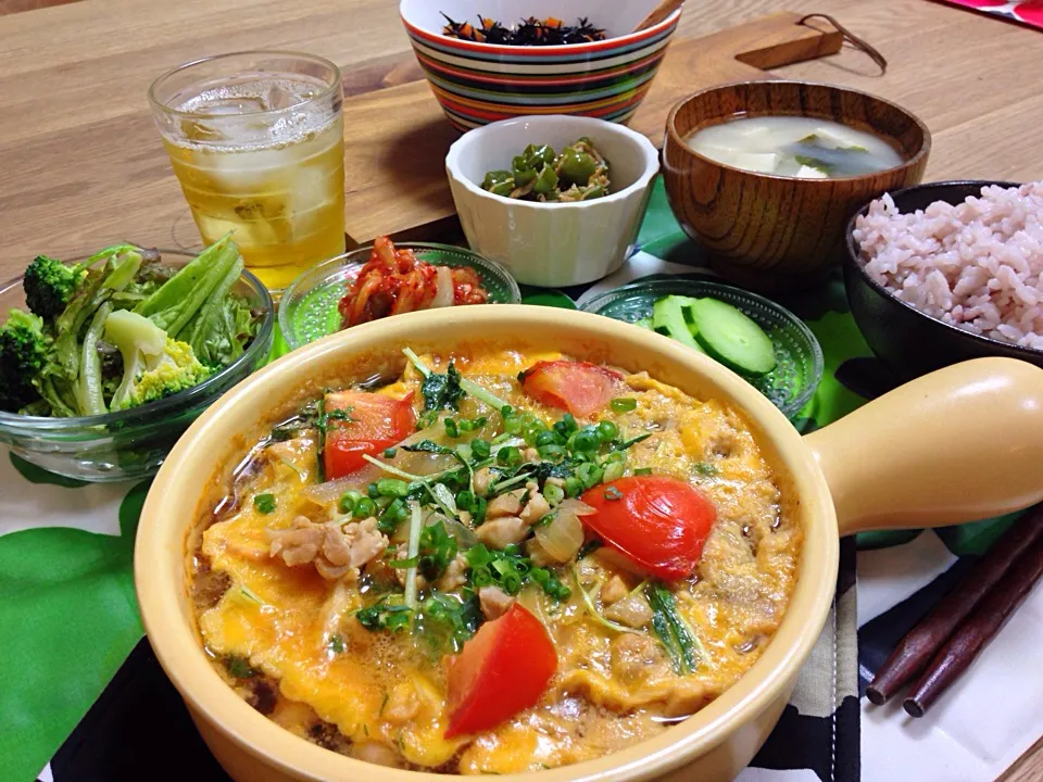 トマトと水菜入り親子丼定食|kumixさん