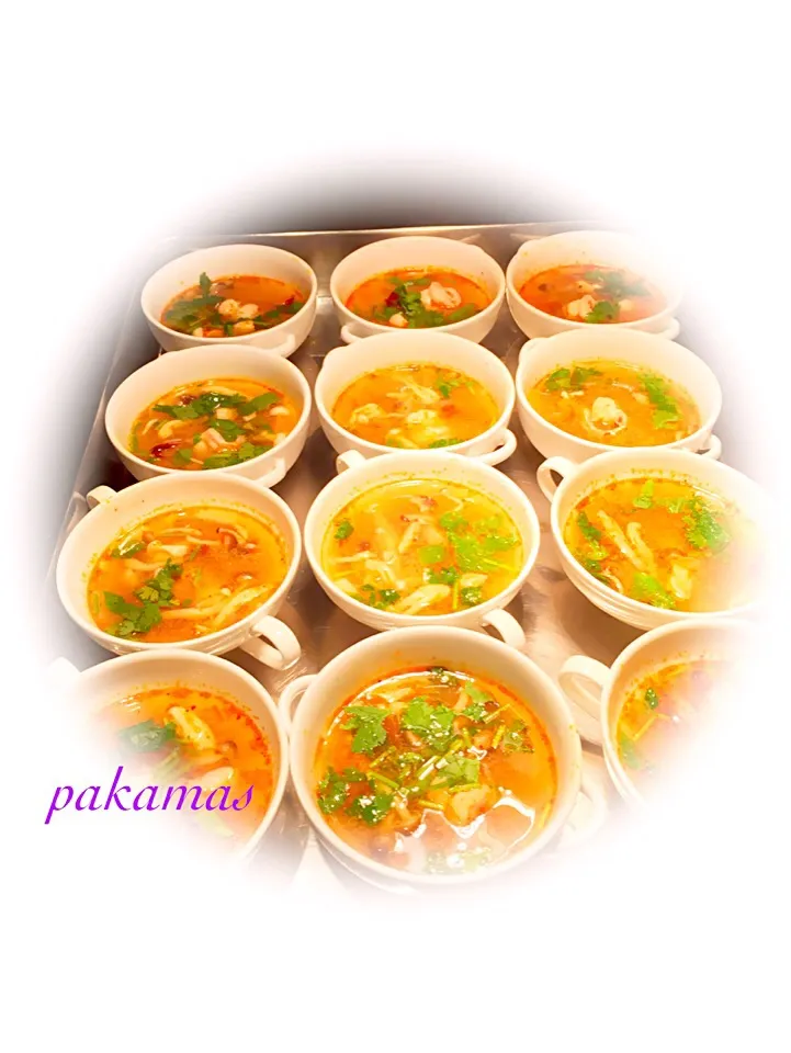 ต้มยำกุ้ง(tom yam kung)|Pakamasさん