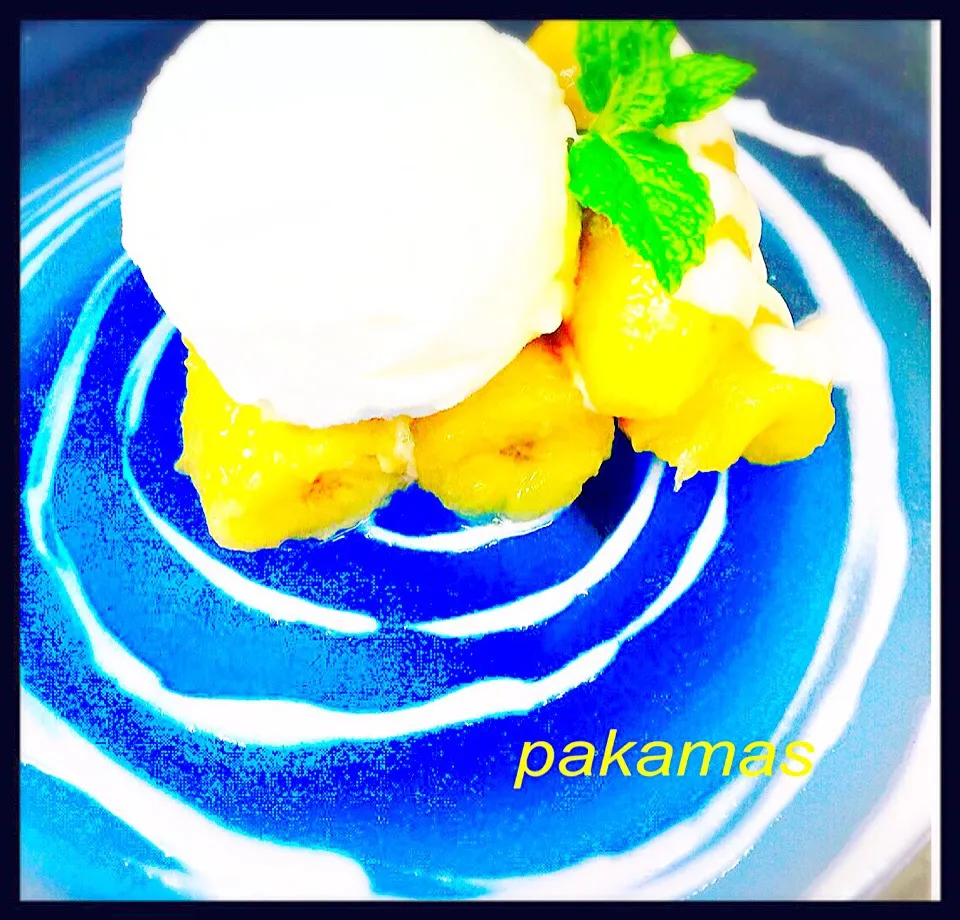 กล้วยเชือมไอศครีมมะพร้าว(Banana Coconut Ice Cream)|Pakamasさん