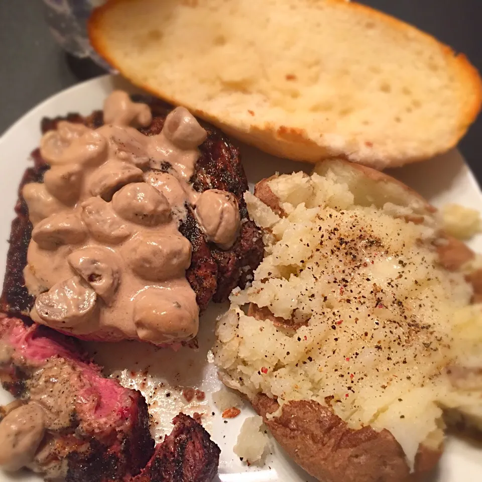 Snapdishの料理写真:Grilled coffee rubbed rib-eye with baked potato|TJ McAfoosさん