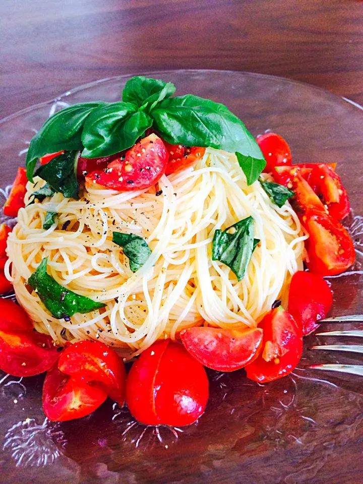 プチトマトで冷製パスタ🍅|Norikoさん