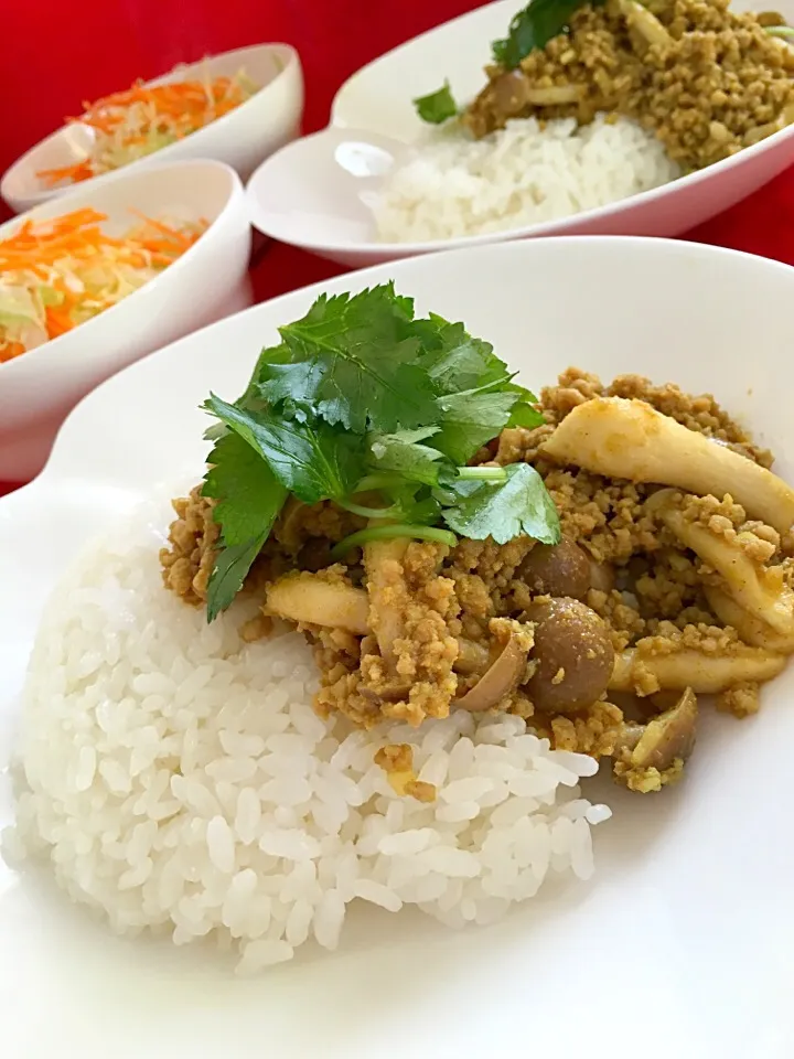 りまこひメェ〜👸🏼🐐 の  中華風ひき肉カレー💕🎶|まるまさん