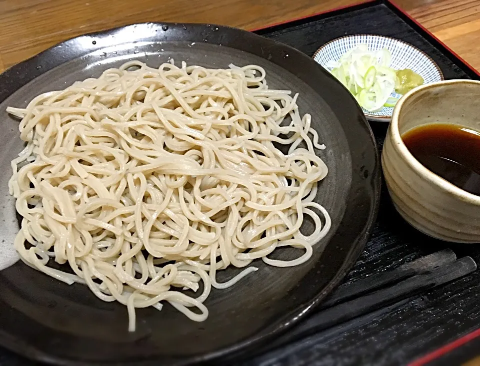 単身赴任の晩ごはん 生そばもらった！つゆももらった！蕎麦湯もできた！|ぽんたさん