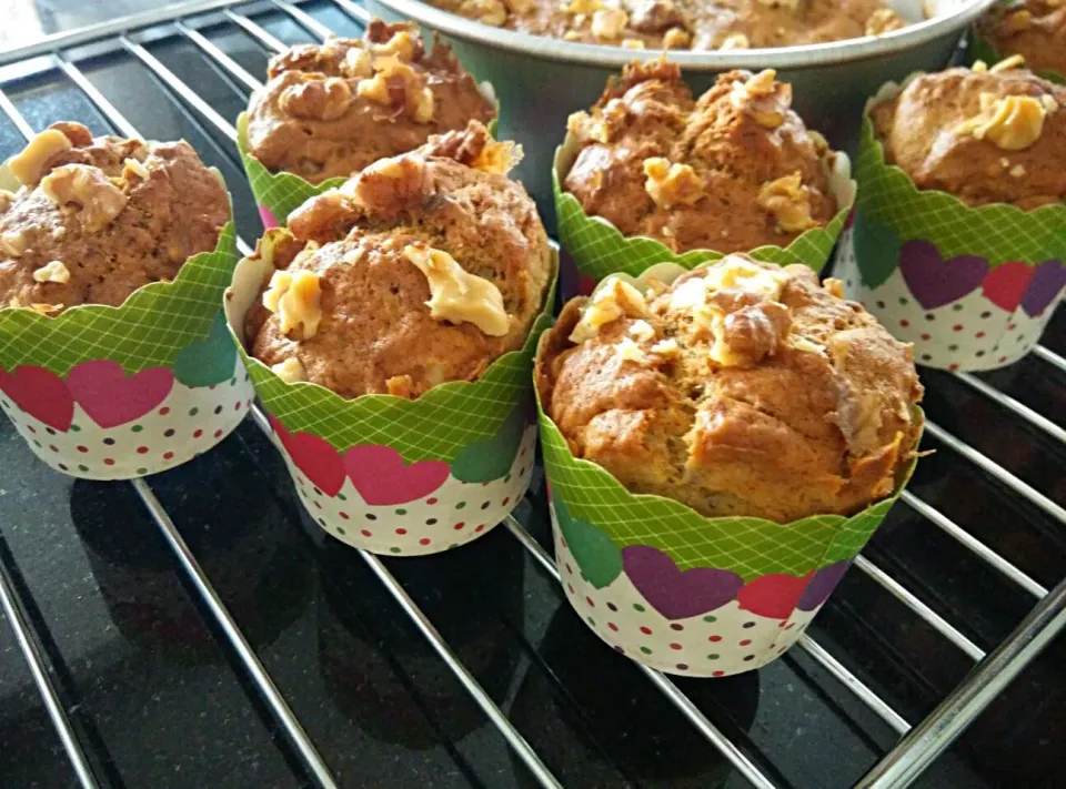 thermomix banana walnut muffins|Ee Shanさん