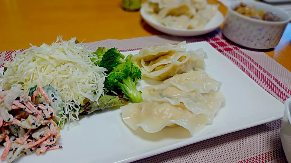 鶏肉と大葉の茹で餃子♪|ちかぴょんさん