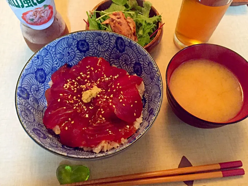 まぐろの漬け丼|Emiko Kikuchiさん