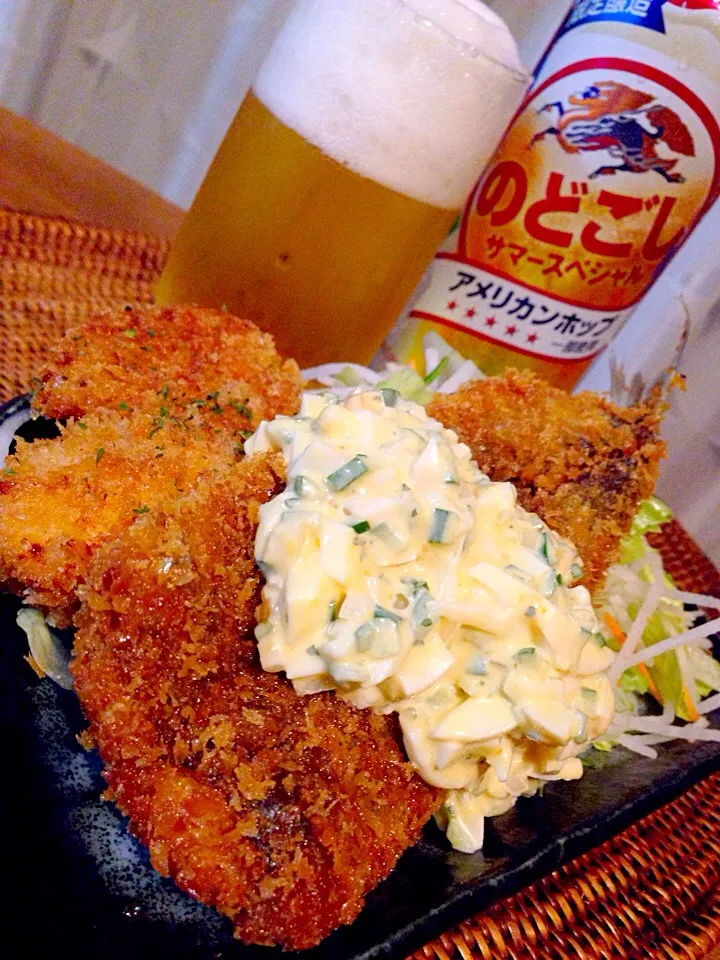 大きなイワシ1尾50円🎵で、イワシフライと鶏胸カツ😋🍻✨ビールでしょ❤️|アイさん