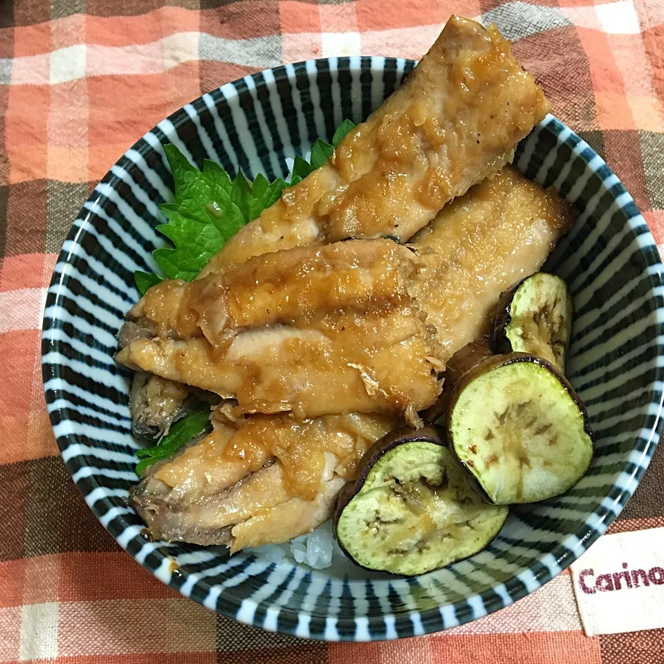 イワシのかば焼き丼|あさかさん