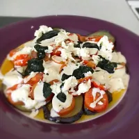 Aubergine, tomato and mozzarella salad|Donna Pearmanさん