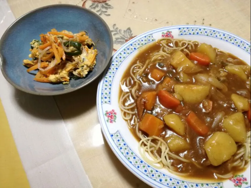 晩ごはん
カレースパゲティ🍝🍛
野菜炒めの卵とじ|korinoさん