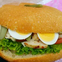 Bagel with chicken breast and boiled egg|Cherryさん