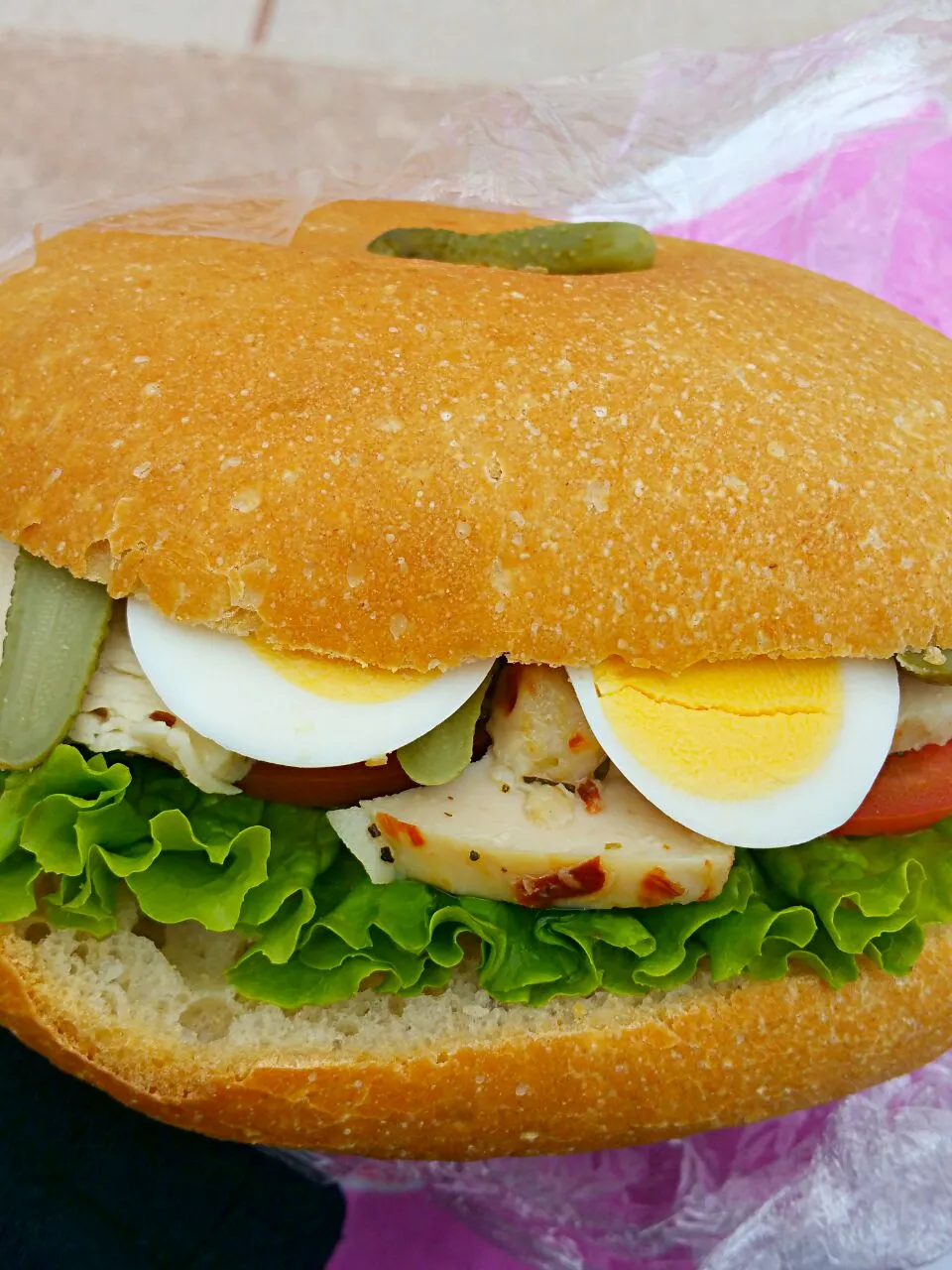 Bagel with chicken breast and boiled egg|Cherryさん