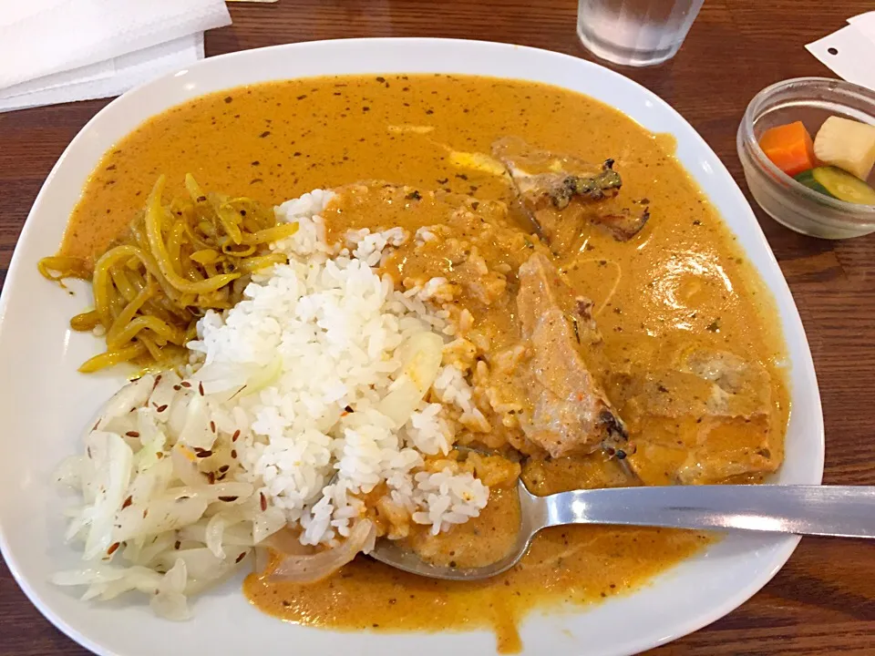 Snapdishの料理写真:ランチ バターチキンカレー|tokoさん