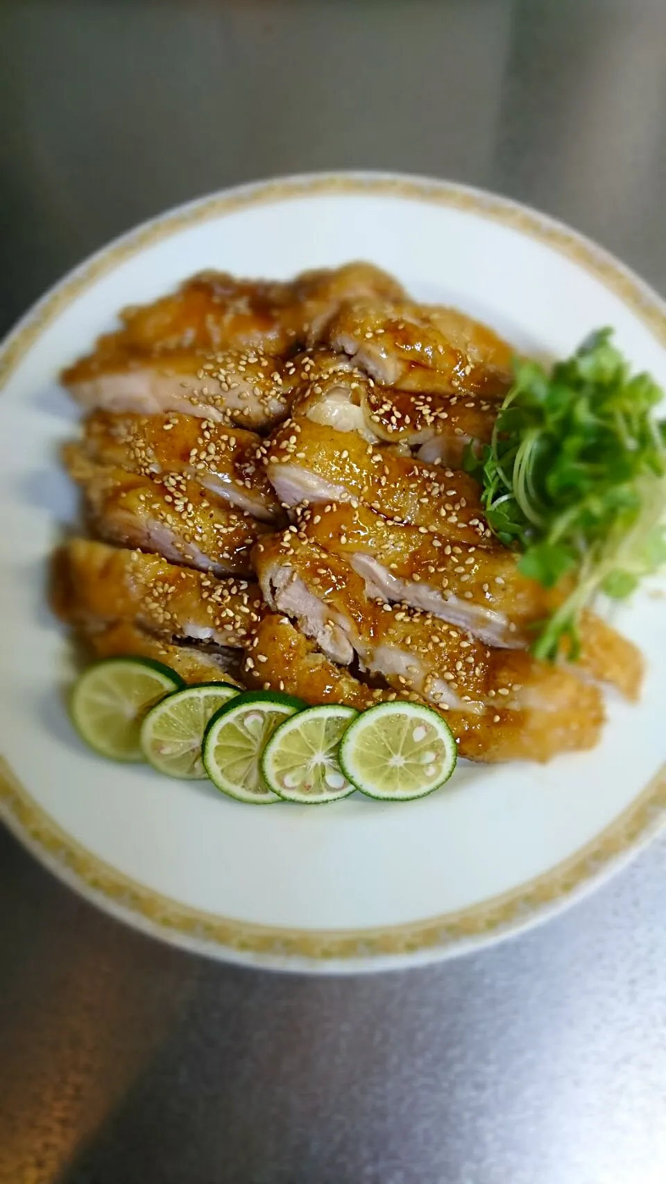 鶏肉の甘辛いタレ焼き|藤田 まり子さん