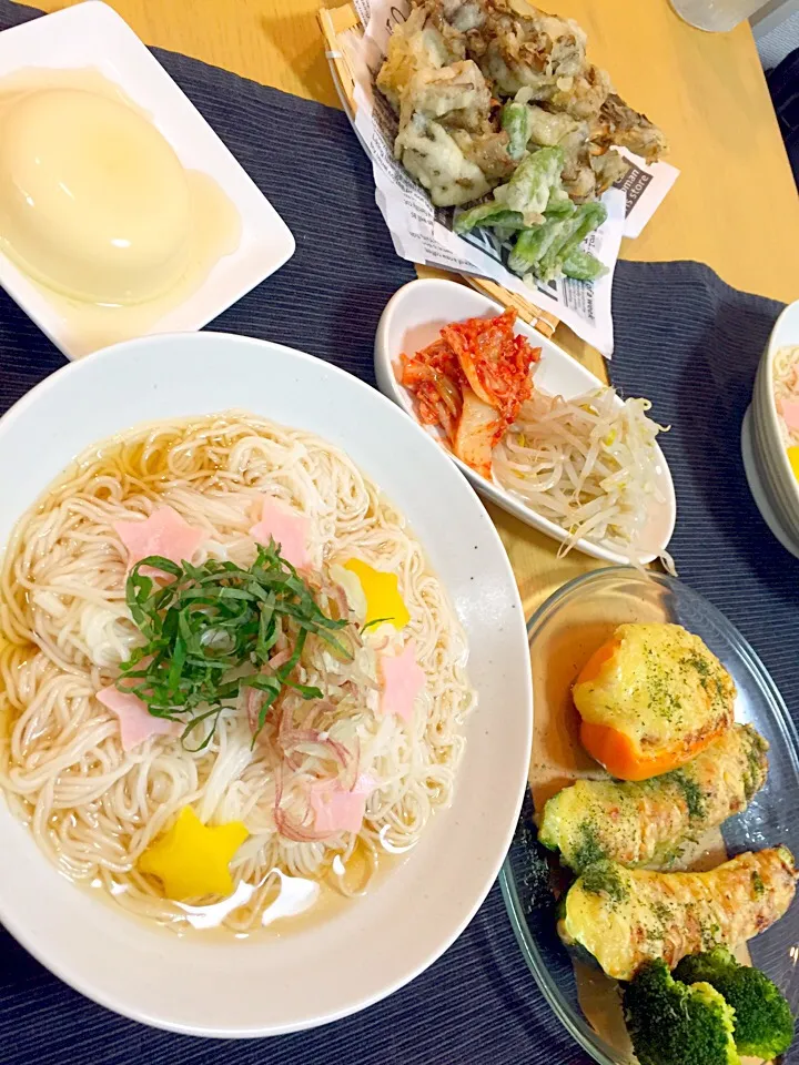 Snapdishの料理写真:七夕素麺 ズッキーニ味噌チーズ焼 舞茸天ぷら|くみさん