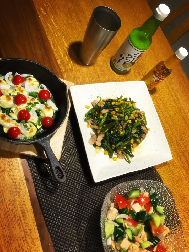 Snapdishの料理写真:晩飯〜〜🍺のアテ|まんぞーさん