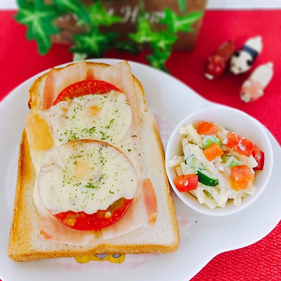 食パンで、クロックムッシュ作りましたღゝ◡╹)ノ♡

マカロニサラダ|aoiさん