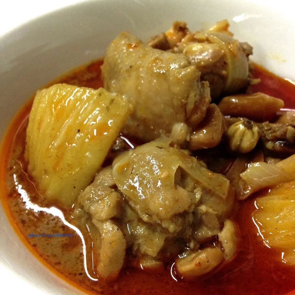 Chicken Massaman curry •|pachmaneeさん