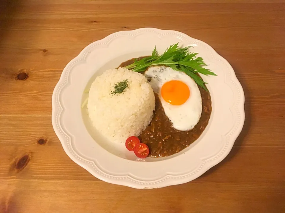 目玉焼きカレー|Emi Mikadoさん