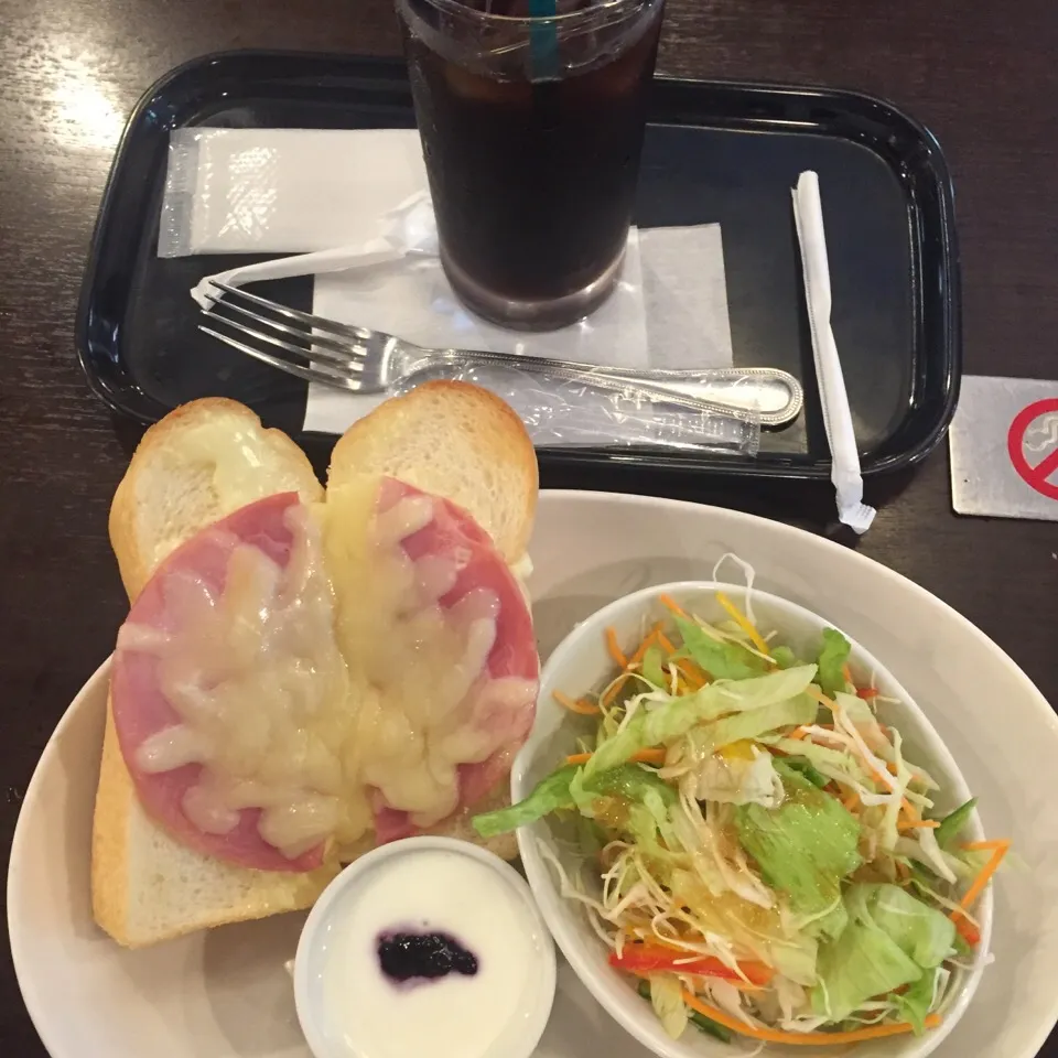 朝食|アクちゃんさん