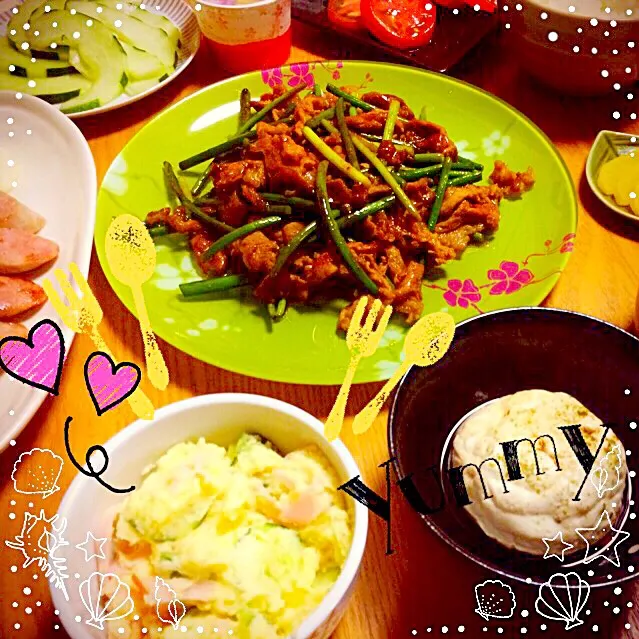 Snapdishの料理写真:7月8日夕飯 スタミナ＊ニンニクの芽と豚肉炒めʕ•̀ω•́ʔ✧|manya030さん