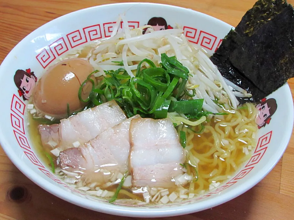 Snapdishの料理写真:煮卵、チャーシュー手作りです。ラーメン。|Tsugumiさん