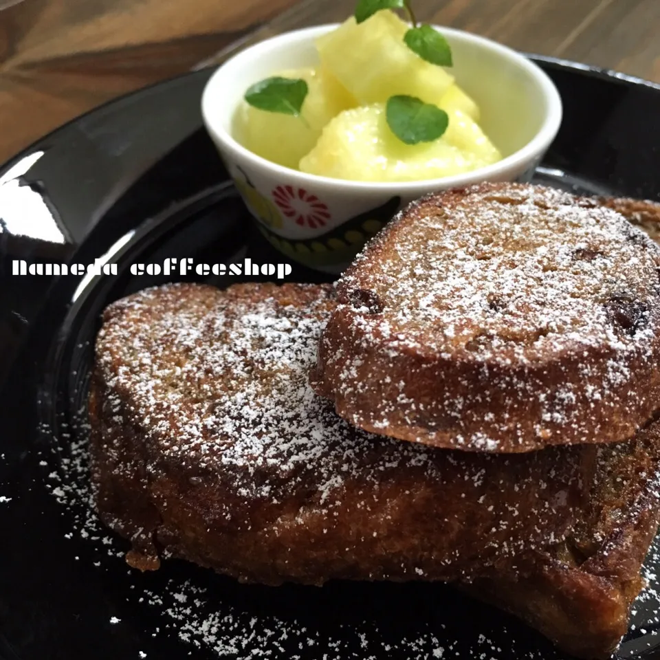 ナメダ珈琲店 モーニンニン☆コーヒーフレンチʕ-̼͡-ʔ🍞|七海さん