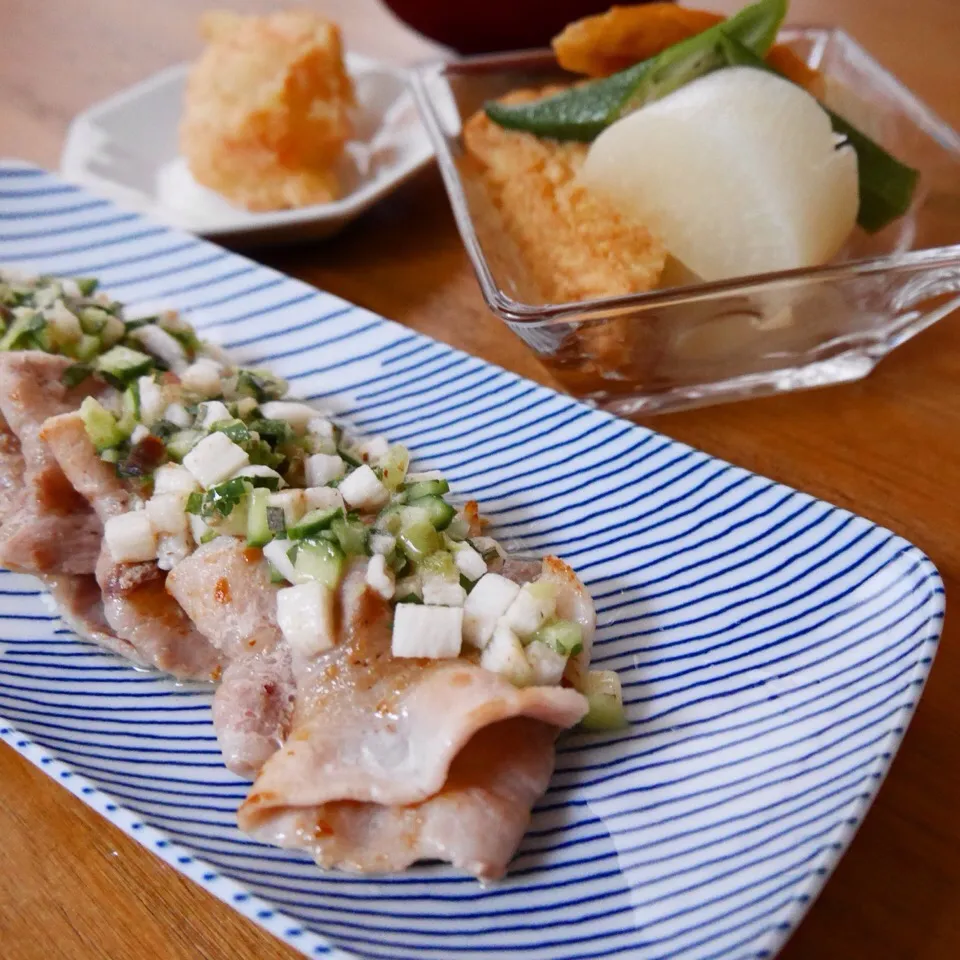 夏のさっぱり豚バラ焼きと塩おでん☺︎|mahomahoさん