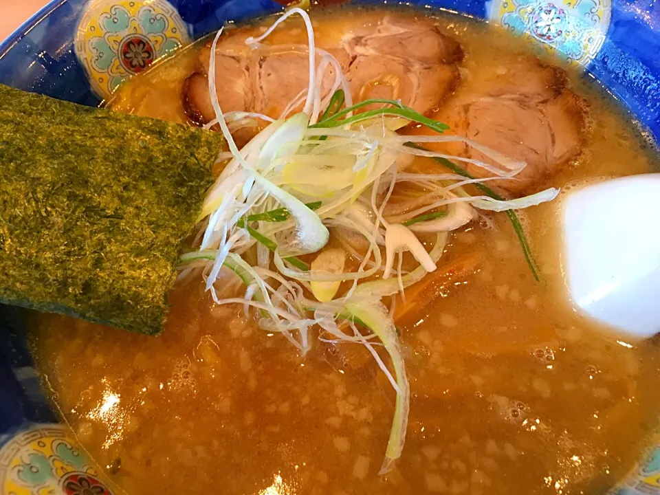 札幌ラーメンてつやの醤油ラーメン|フージさん