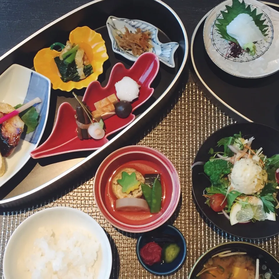 Snapdishの料理写真:宿の朝食|麻紀子さん