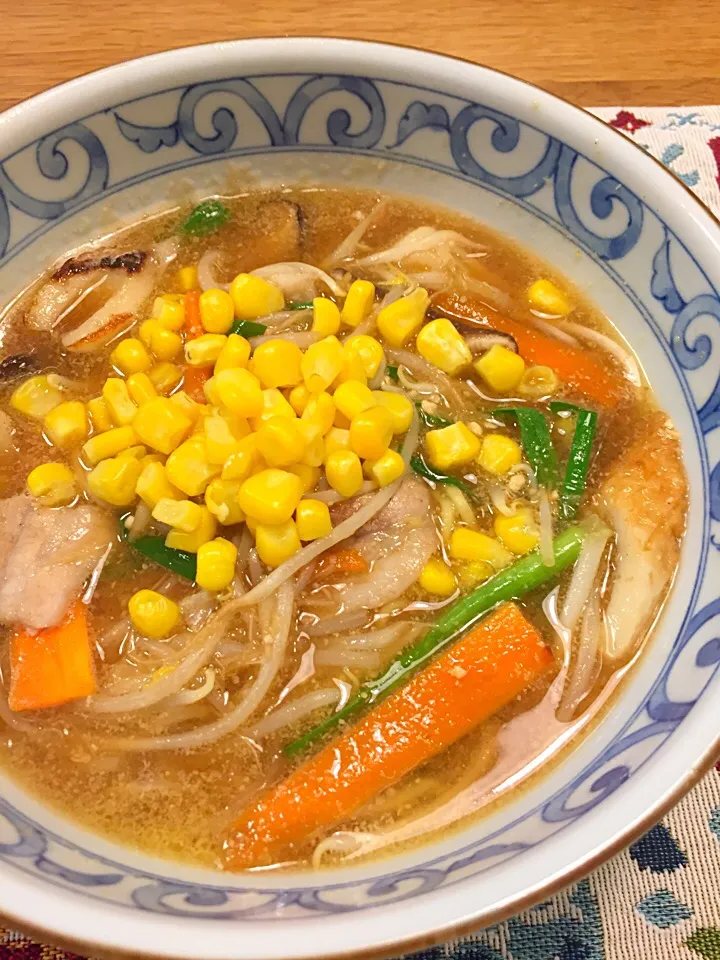 Snapdishの料理写真:味噌ラーメン|Daisuke Ryan Fukudaさん