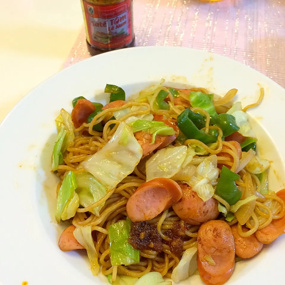 焼きそばlunch★ベトナム風ラー油でパッタイ風♡2016/07/09|ちび太さん