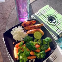 Taco lime chicken, garlic lime rice and mixed veggies|amandaさん