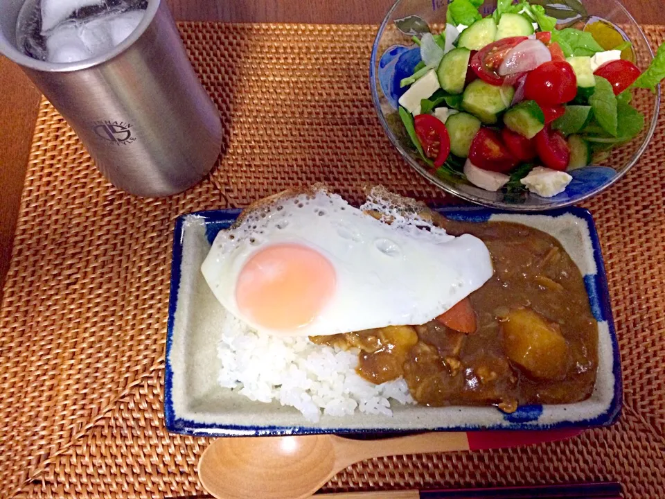 カレーライストロトロ目玉焼きのせ。|あきさん