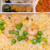 Snapdishの料理写真:崎陽軒 横濱チャーハン弁当🍱