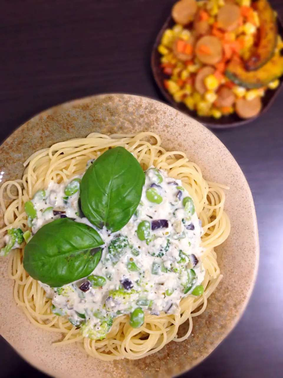 Green and White Sauce Pasta
緑野菜の豆腐クリームパスタ|Nyam | 照ちゃんさん