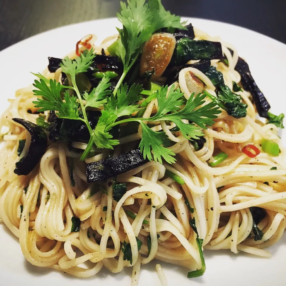 パクチー油そうめん Stire fried Somen noodle with cilantro|ぞうさんのお台所さん