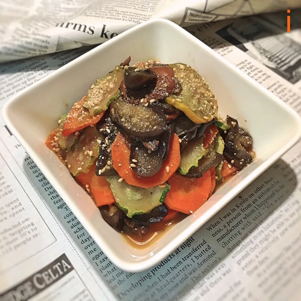 ズッキーニと茄子のオイスター炒め 【Stir-fried zucchini and eggplant in oyster sauce】|izoomさん