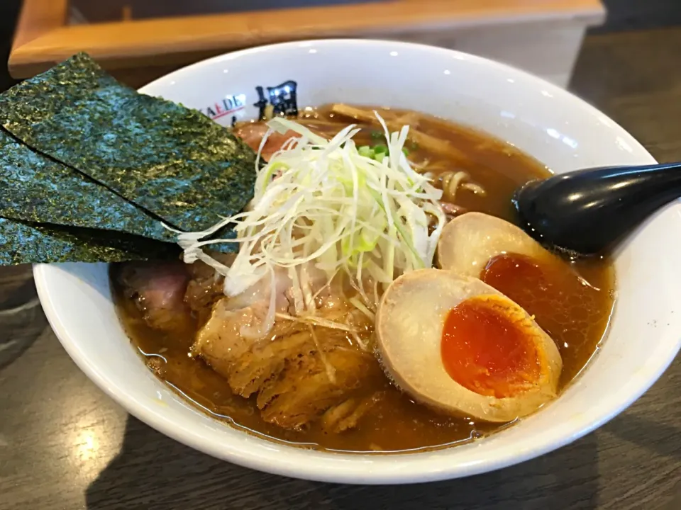 醤油ラーメン|たかゆーさん