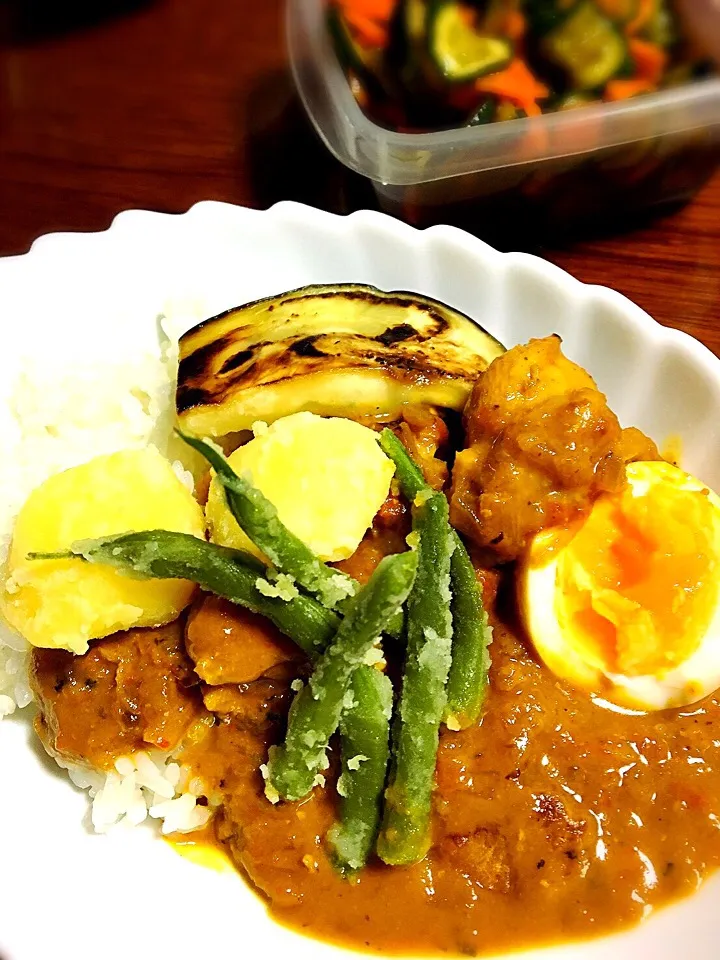 チキンカレー 野菜と酢醤油卵添え＊手作り福神漬け|Hinako＊さん