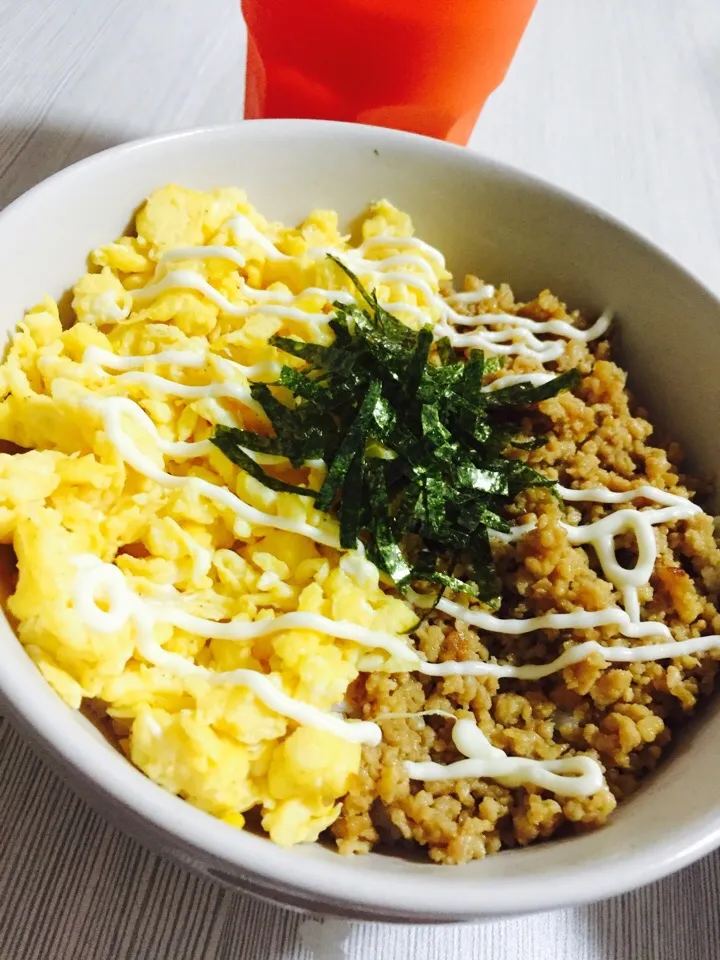 豆腐でかさ増しᐠ( ᐢ ᵕ ᐢ )ᐟ

ちょっと甘めのそぼろ丼ᐠ( ᐢ ᵕ ᐢ )ᐟ

「やばい、俺これ好き」って言葉で私は料理がもっと好きになりましたぞ！！|なっちゃんさん