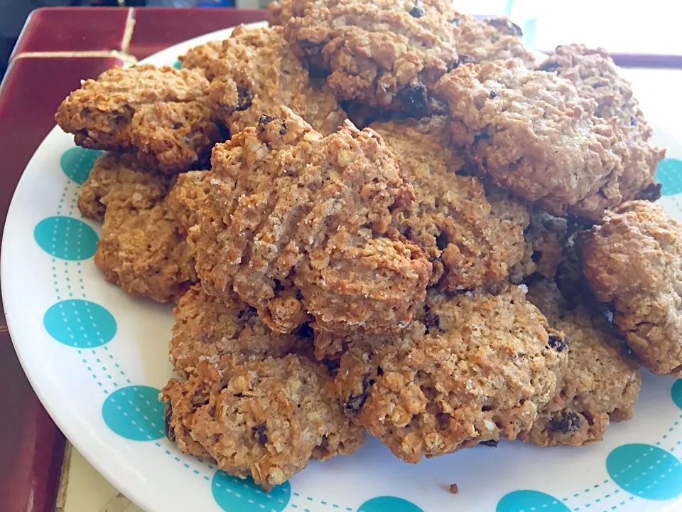 Homemade crunchy chewy oatmeal cookies|Leensey Benavidesさん