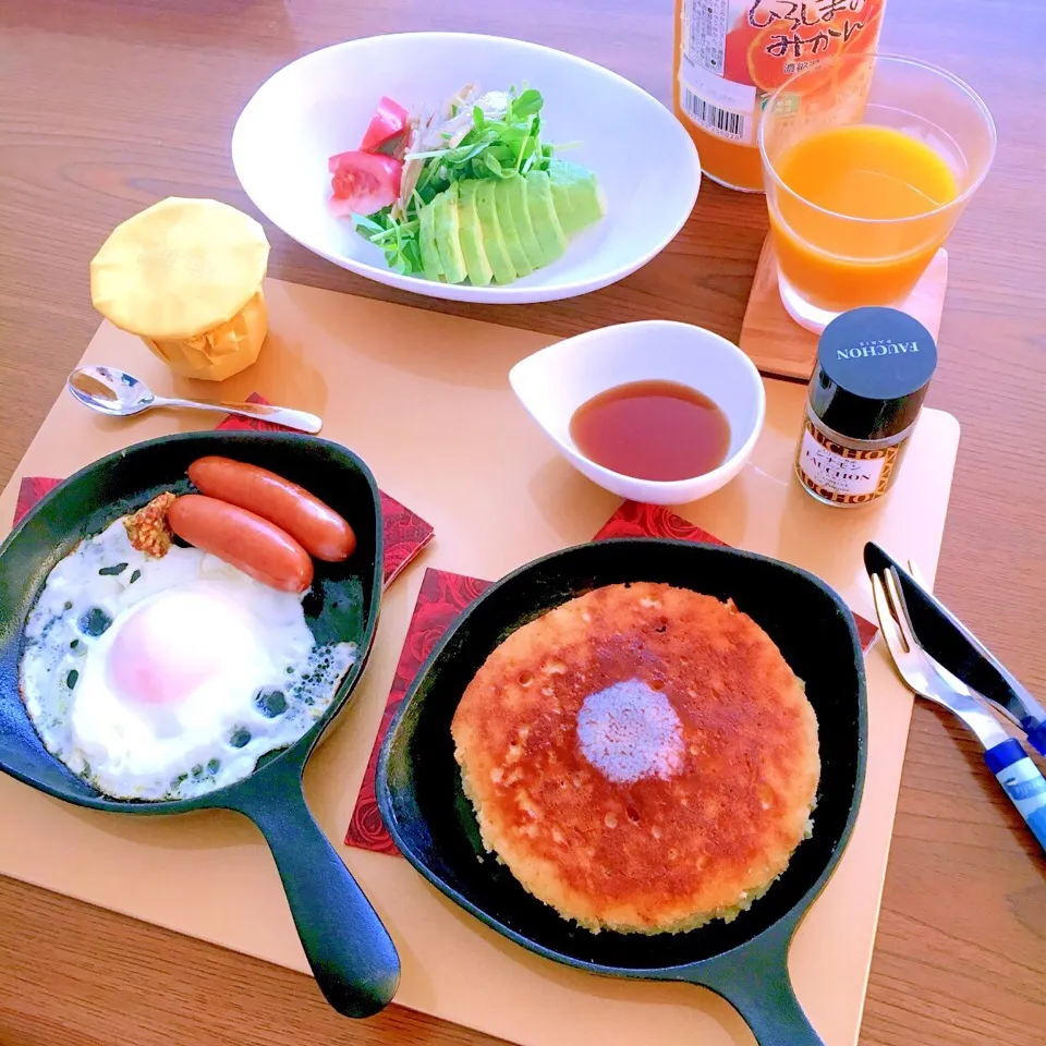 Snapdishの料理写真:子供達の朝食
今日は二人共お弁当なし|yuuco🍾さん